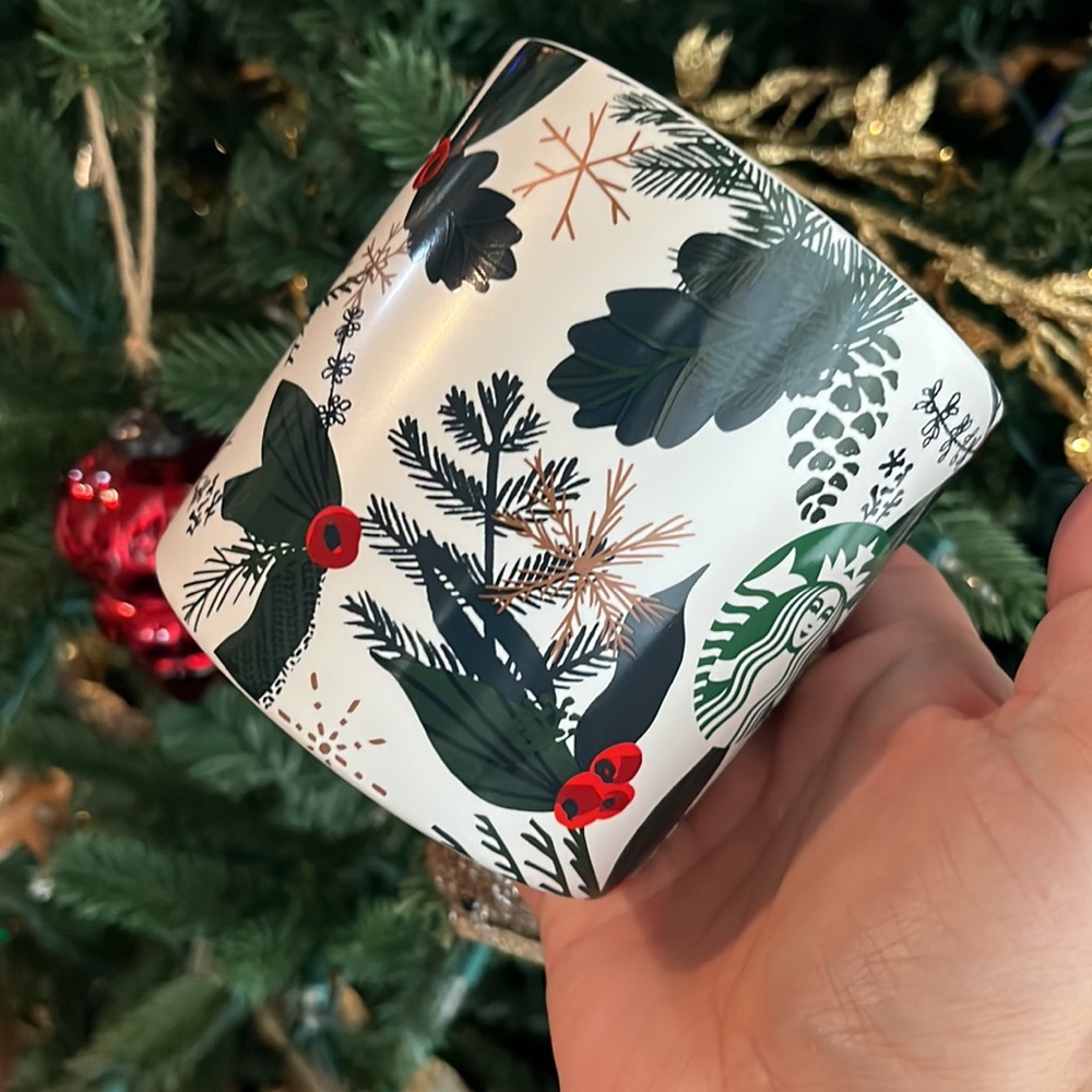 Starbucks Holiday Ceramic Mug 12 ounces NWT - Picture 5 of 7